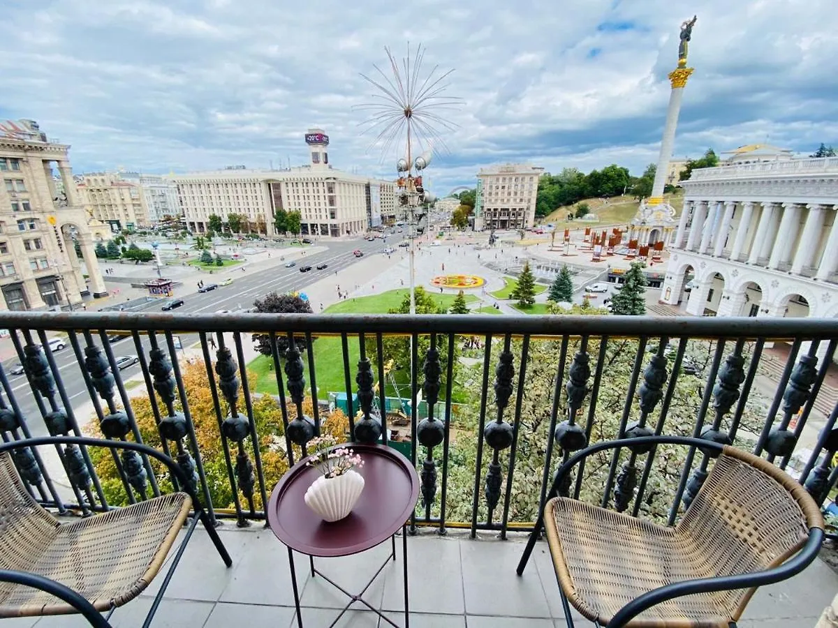 Amazing view of Independence square Appartement Kiev